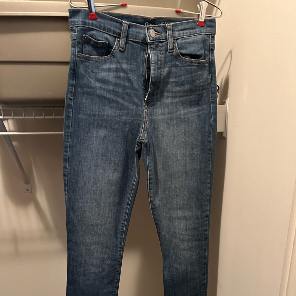 Gap ladies true skinny super high rise jeans